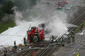 Unfall Aluminium LKW Stuttgart 12. Juli 2007