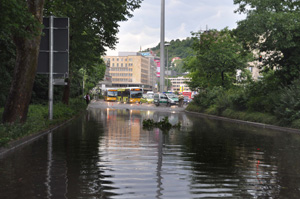 Extremwetter am 05. Juni 2011 in Stuttgart: ein heftiges Unwetter brachte Platzregen und Hagel