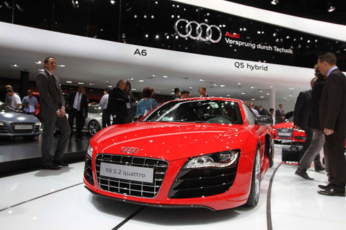 IAA 2011 mit 1012 Ausstellern und 183 Weltpremieren