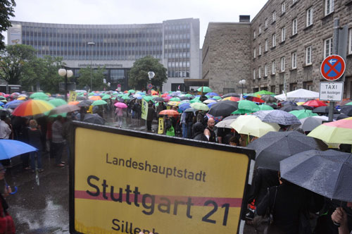 Montagsdemo: an diesem 26. Juli 2010 eskalierte die Situation mit einer Besetzung des Nordflügels
