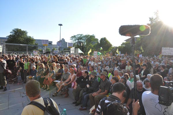 Proteste gegen "Stuttgart 21" am Sonntag, 01. August 2010