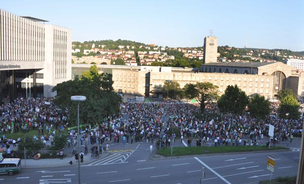 Proteste gegen "Stuttgart 21" am Sonntag, 01. August 2010