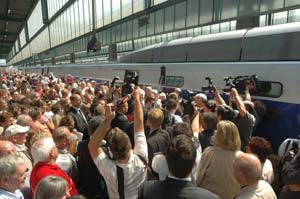 TGV im Stuttgarter Hauptbahnhof