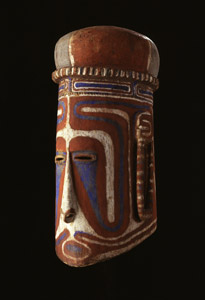 Stülp-Maske aus Neuguinea, Lindenmuseum