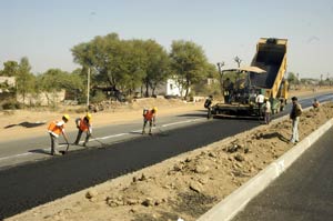 Autobahnbau Dehli nach Agra