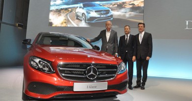 Daimler hat wie angekündigt den Absatz im Jahr 2015 insgesamt deutlich gesteigert. Mit rund 2,9 Mio. Fahrzeugen wurde das Vorjahresniveau um 12% übertroffen.