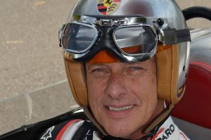 VW/Porsche Chef Matthias Mueller fährt am Solitude-Revival am 22. Juli 2017 einen Porsche 718 Formel 2 Baujahr 1960. Foto: Andreas Rosar