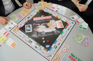 Monopoly a la Mercedes Benz Classic