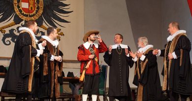 In dem spannenden und ergreifenden Bühnenstück werden seit 1881 alljährlich die dramatischen Ereignisse des Jahres 1631 aufgeführt.