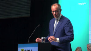 Bei Merz Besuch: Hagel zum Spitzenkandidaten der CDU für Landtagswahl gewählt. Foto: Rosar