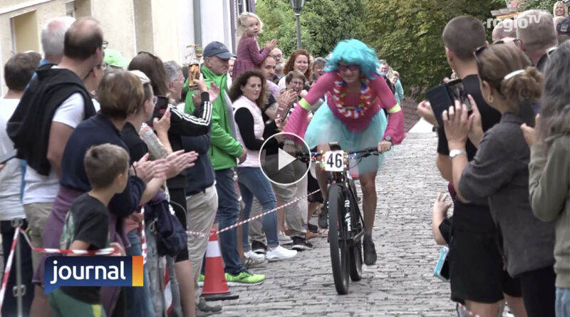 Cobble Hoppel - Radrennen durch die Altstadt von Marbach, RegioTV Beitrag mit Material von der Fotoagentur Stuttgart Andreas Rosar